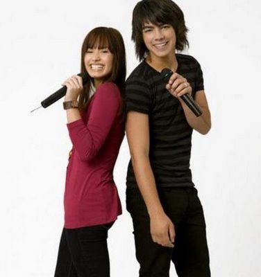 demi_lovato_s_joe_jonas.jpg